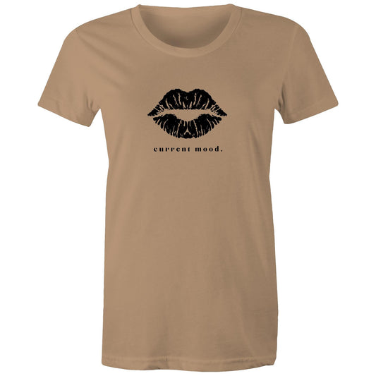 Current Mood 'KISS ME' Women's Tee